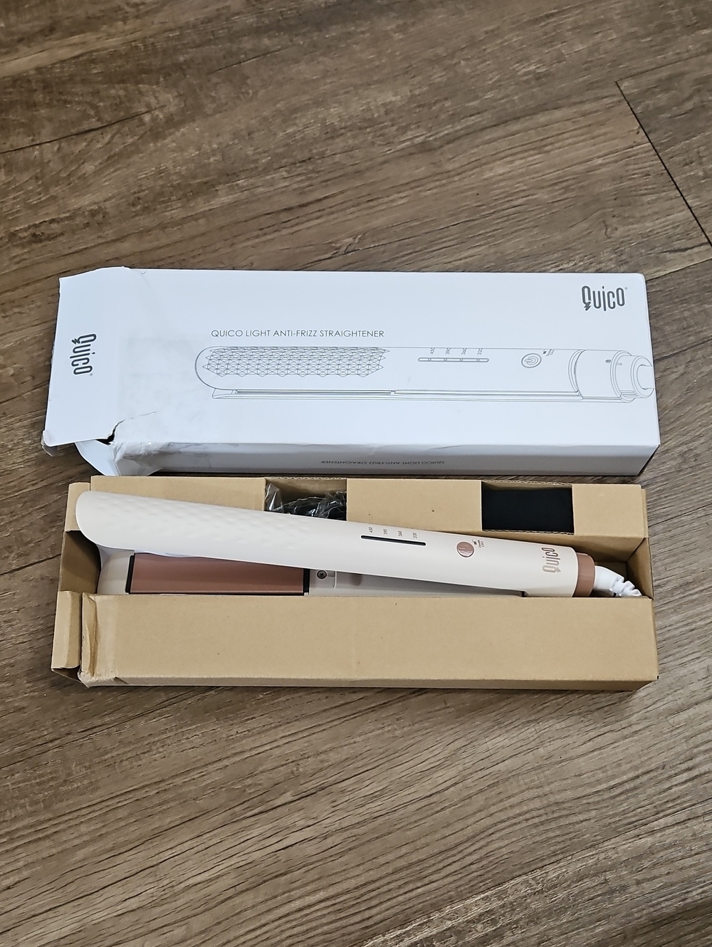 Quico Light Anti-frizz Straightener, Hair Clips & Glove Included, Flat Iron, NIB